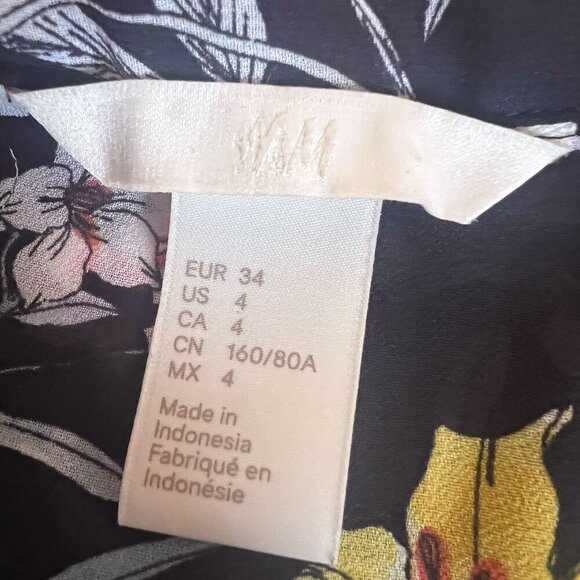 H&M Sheer Collared Button Down Tank Sleeveless Shirt - Picture 8 of 12